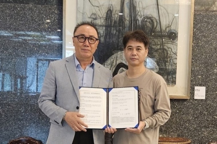 인천국제공항 노동조합연맹과 공공상조(주)의 업무협약 체결 기념사진